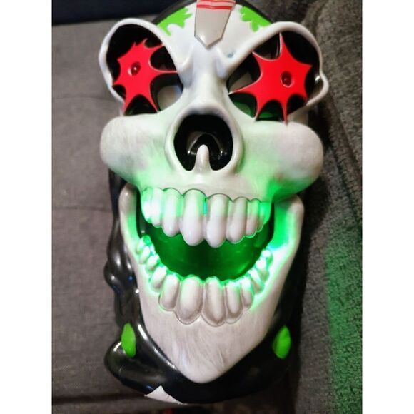 Grave Digger Monster Jam light-up Cup Mug - Picture 7 of 8